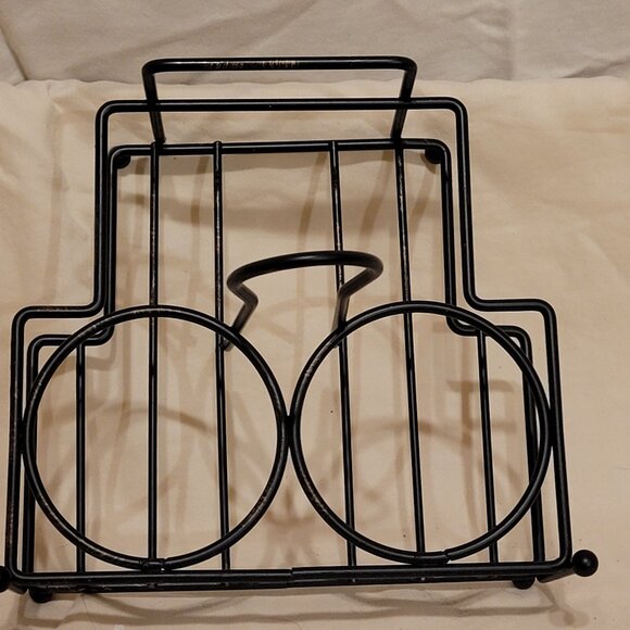 Ceramic Embossed Ivory & Brown AccentD’Lusso Salt & Pepper Shaker, Napkin Holder - Picture 9 of 10